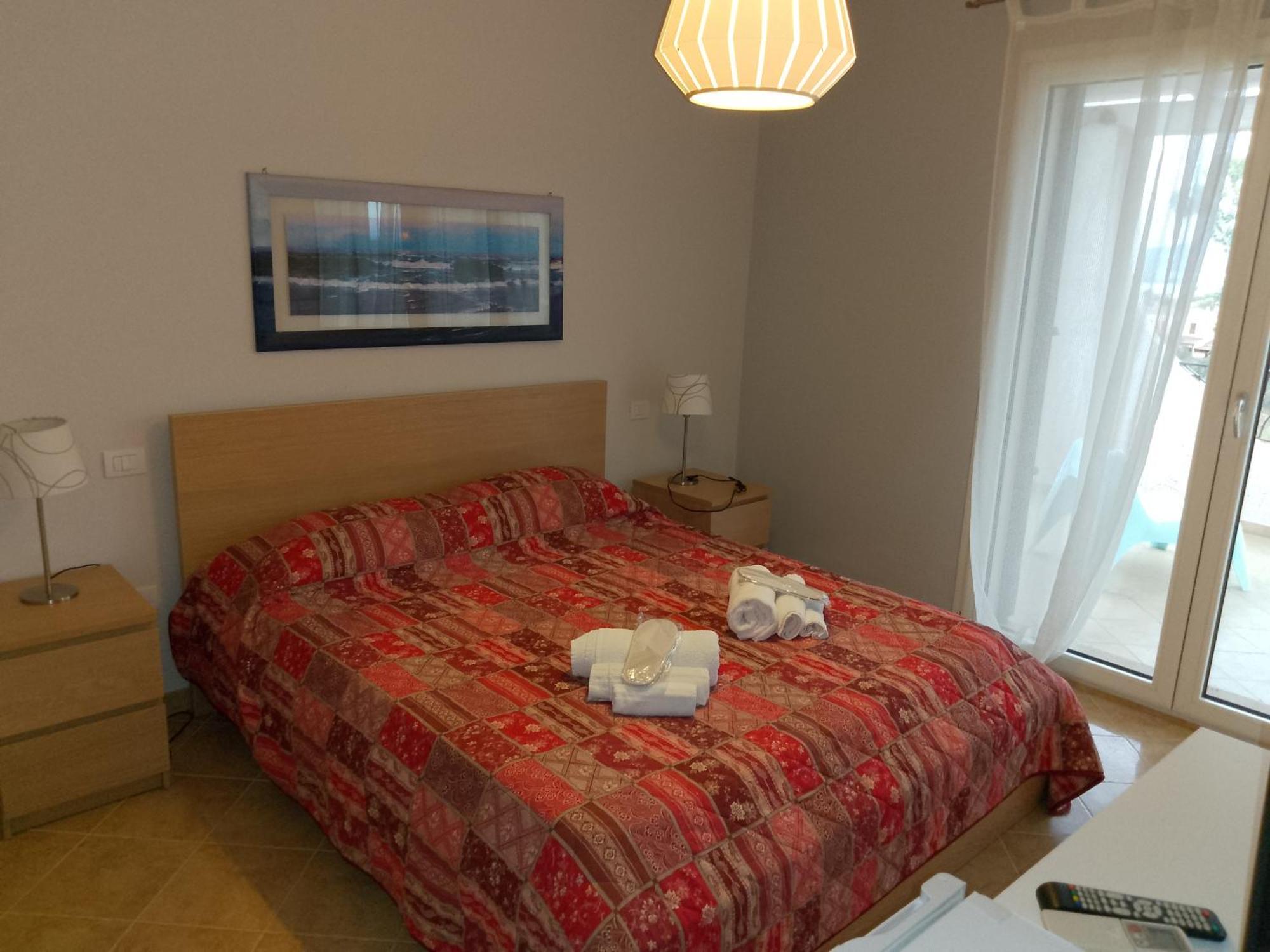 Villa Florida - Prestige Exclusive Rooms & Luxury Villas Сан-Теодоро Екстер'єр фото