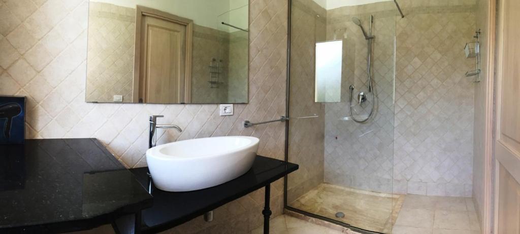 Villa Florida - Prestige Exclusive Rooms & Luxury Villas Сан-Теодоро Номер фото