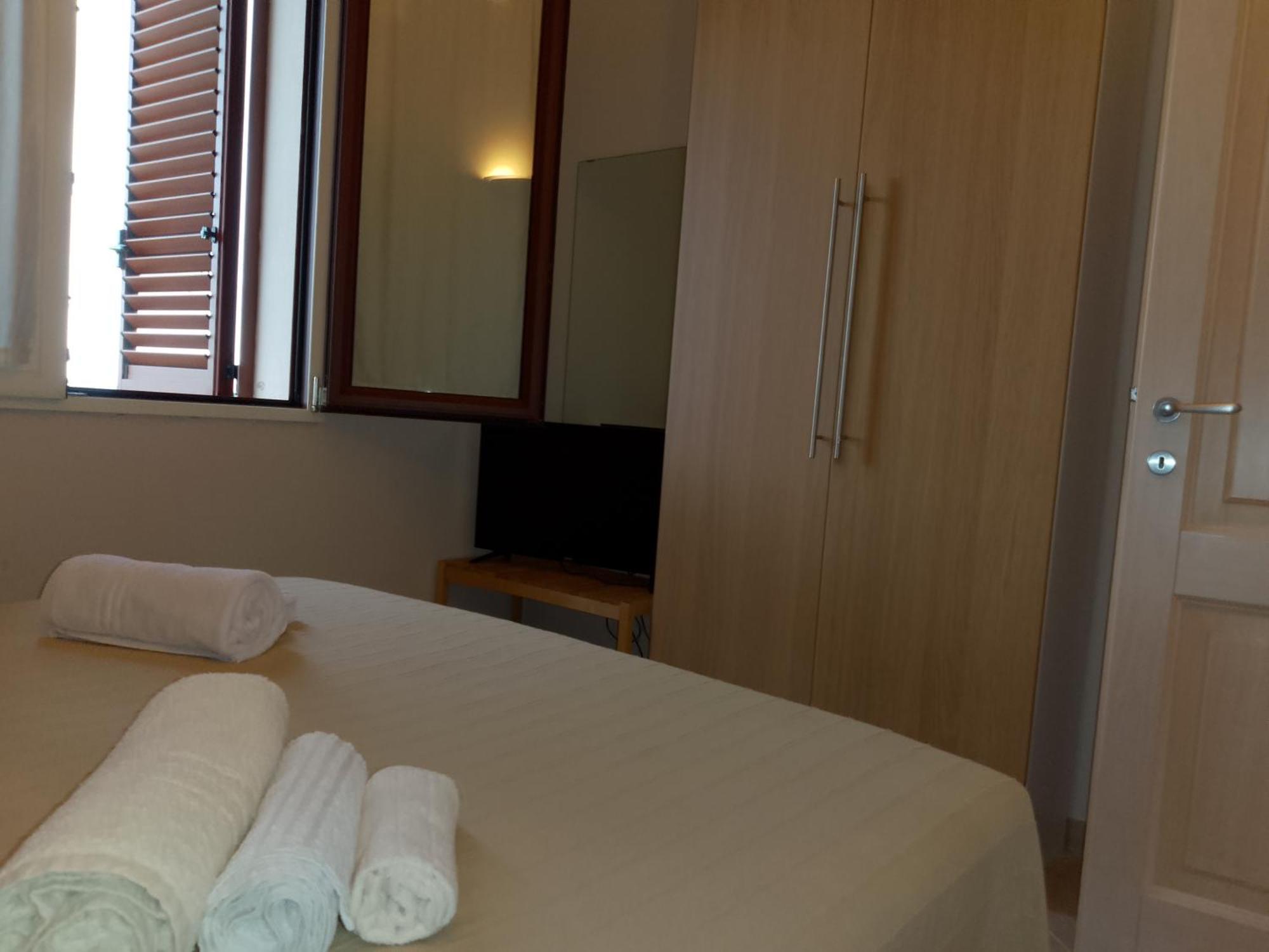 Villa Florida - Prestige Exclusive Rooms & Luxury Villas Сан-Теодоро Екстер'єр фото